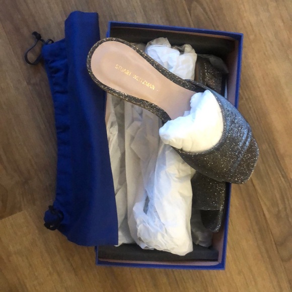 Stuart Weizmann shimmer wedge Almost New with original box and bag - Picture 1 of 3